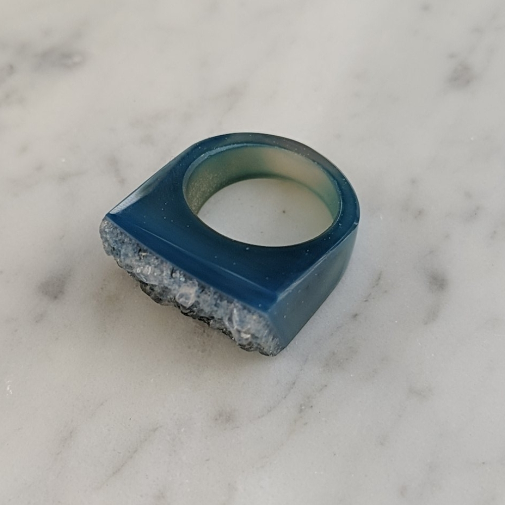 🌟5/$25! Blue Rock/Crystal Chunky Ring - Picture 3 of 5